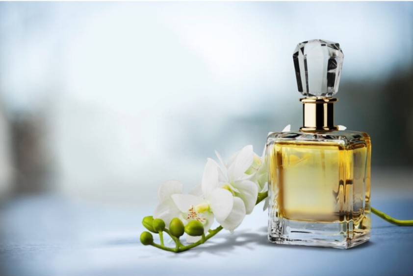 Perfume and Arab Hospitality: an Ancient Tradition